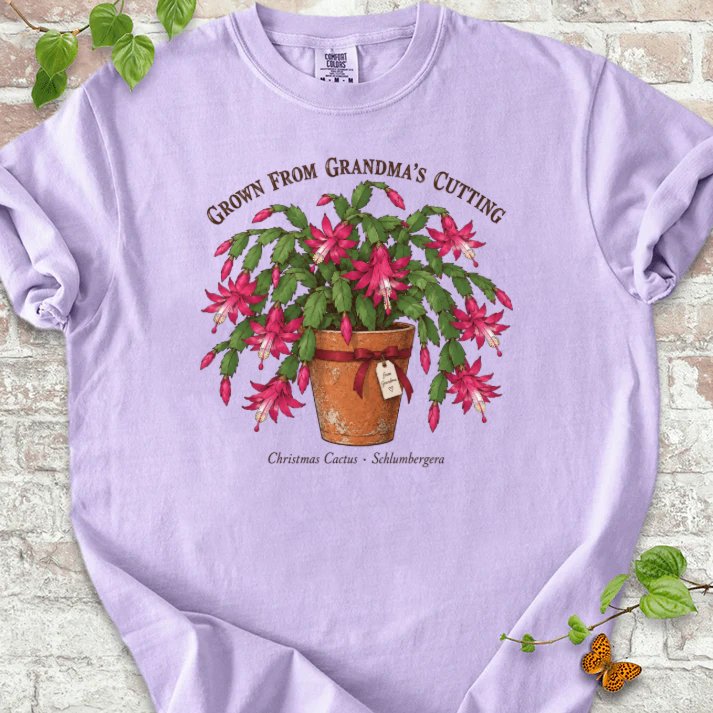 Grandma’s Cutting Christmas Cactus T-Shirt in Orchid – PlotlyGarden