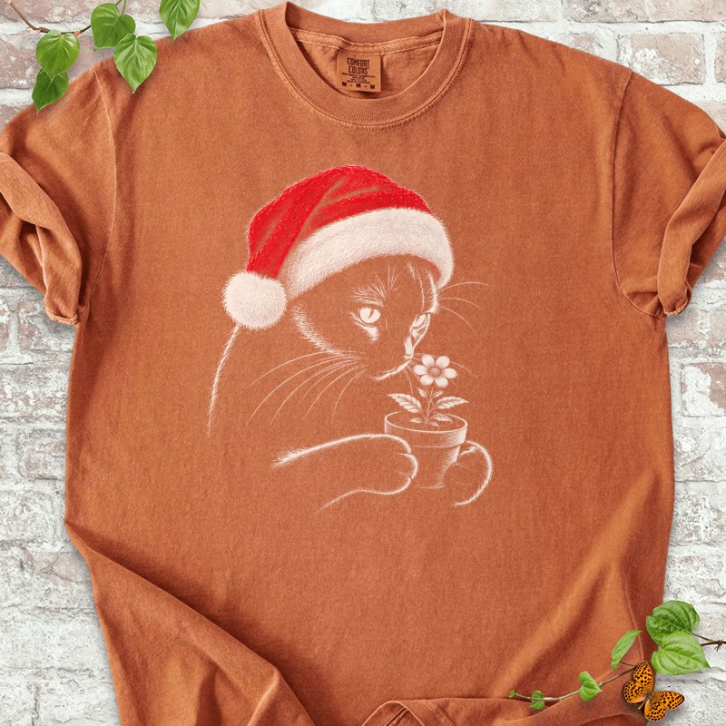 Santa Cat Holding A Potted Flower T-Shirt in Yam – PlotlyGarden