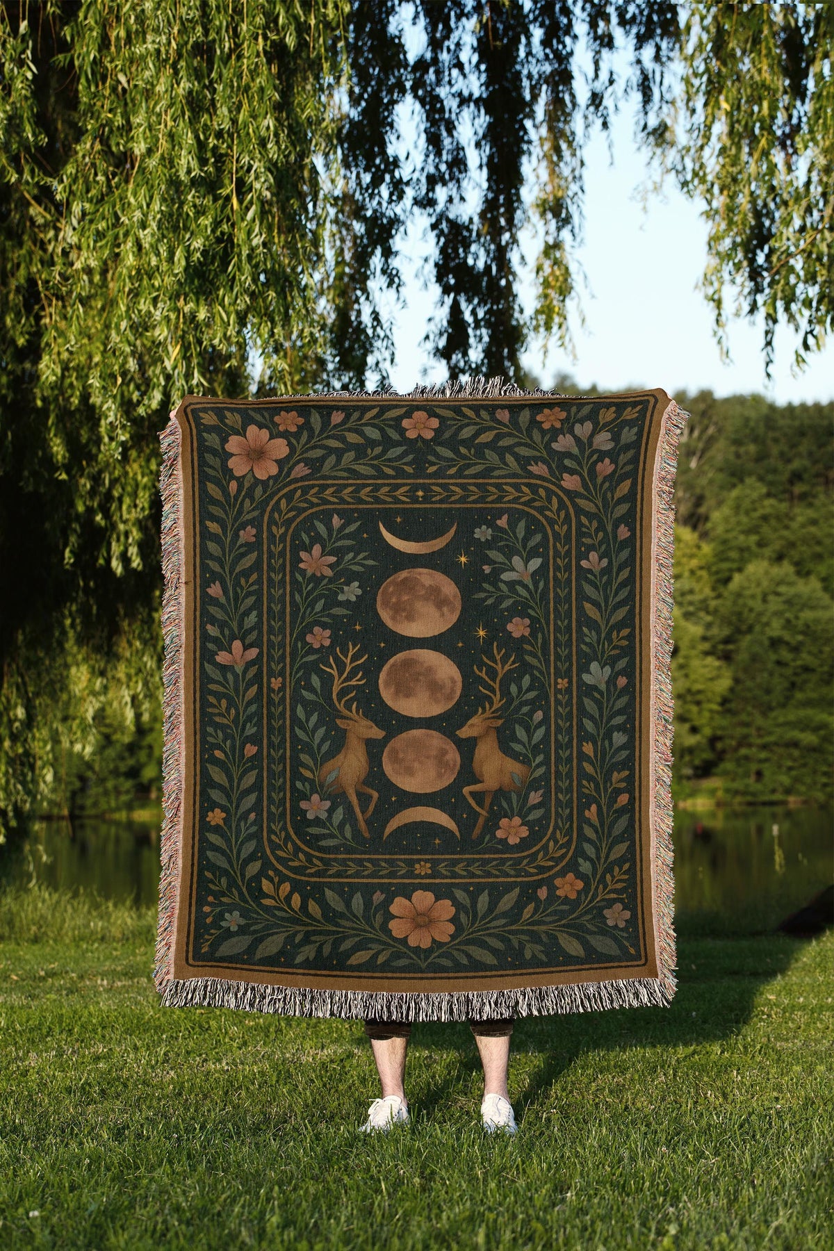 Moon Phase Deer Woven Blanket