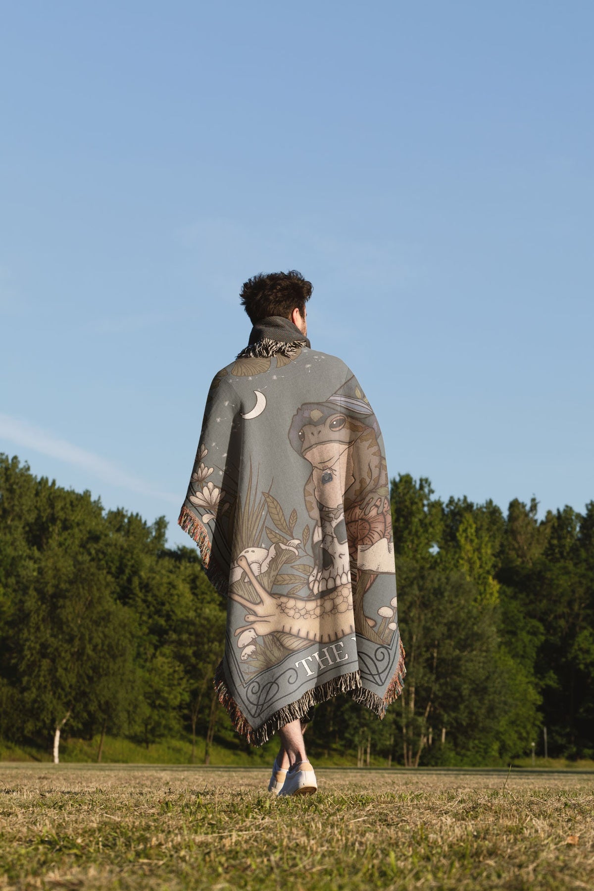 Tarot Wizard Toad Woven Blanket