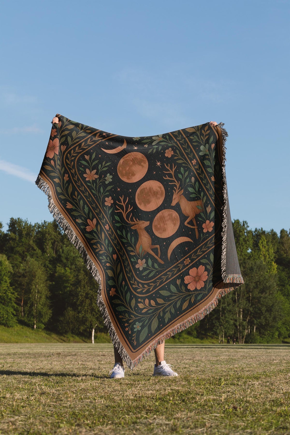 Moon Phase Deer Woven Blanket