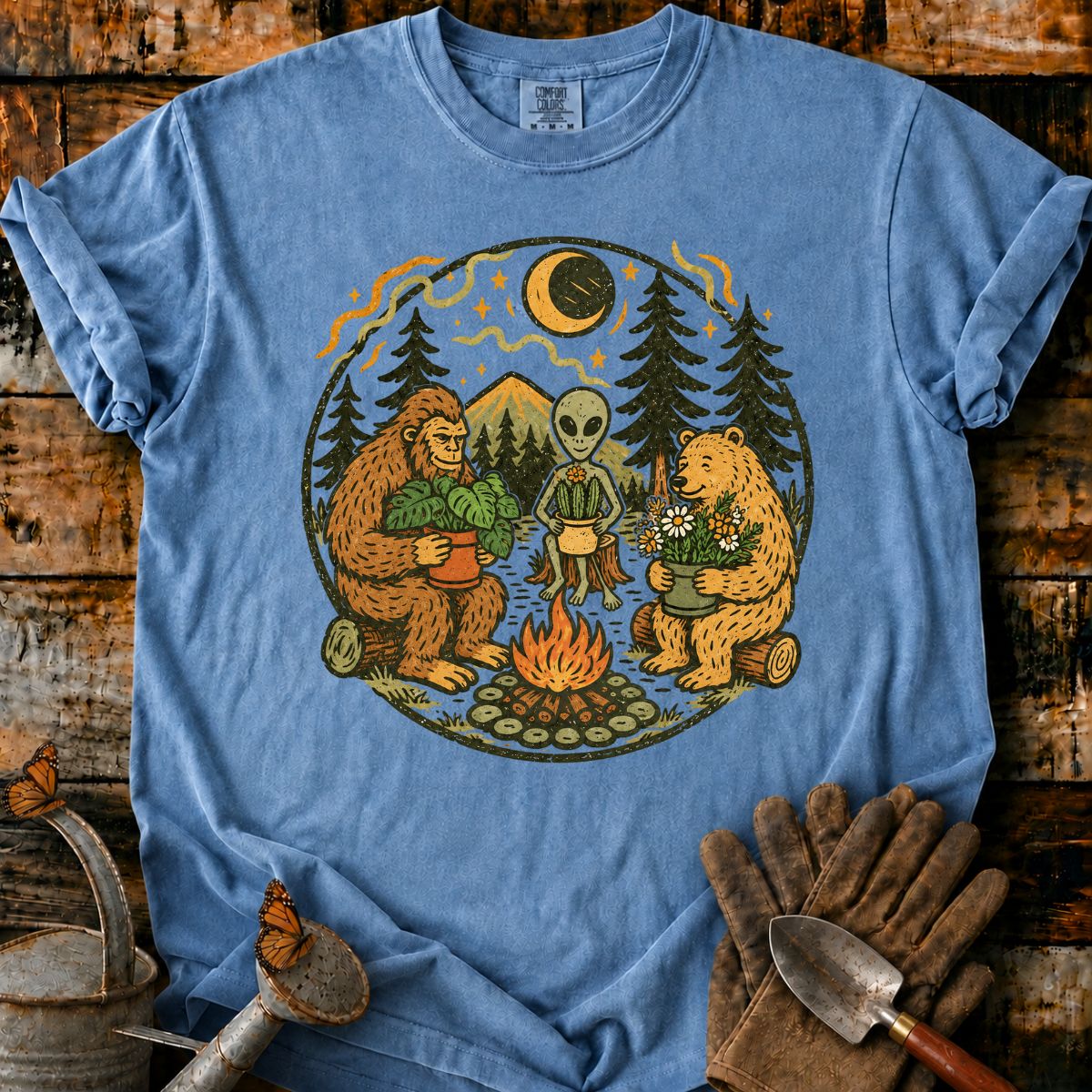 Vintage Forest Campfire Friends T-Shirt