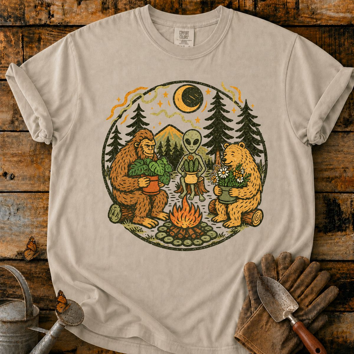 Vintage Forest Campfire Friends T-Shirt