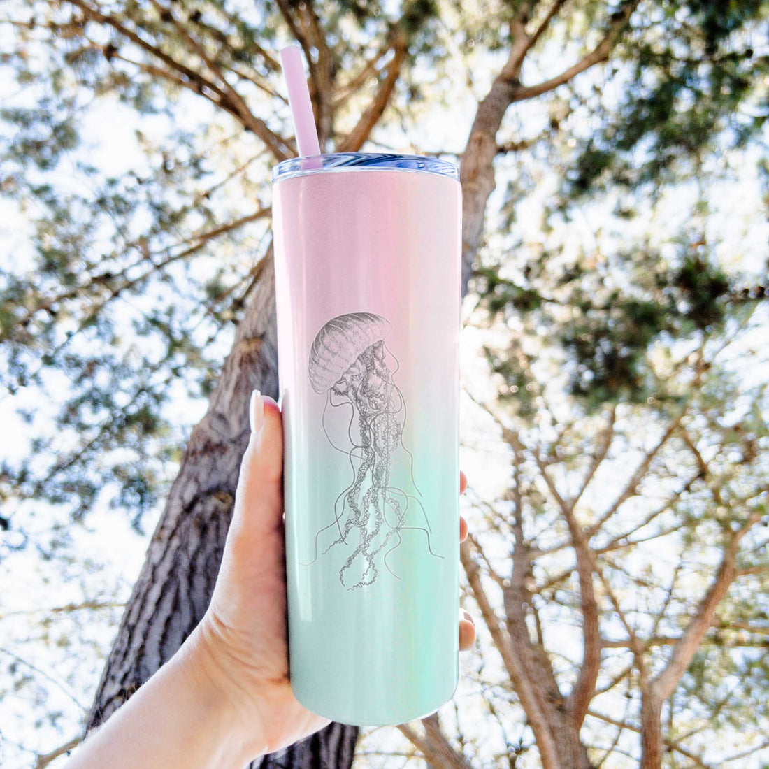 Black Sea Nettle Jellyfish - Chrysaora achlyos - 20oz Skinny Tumbler