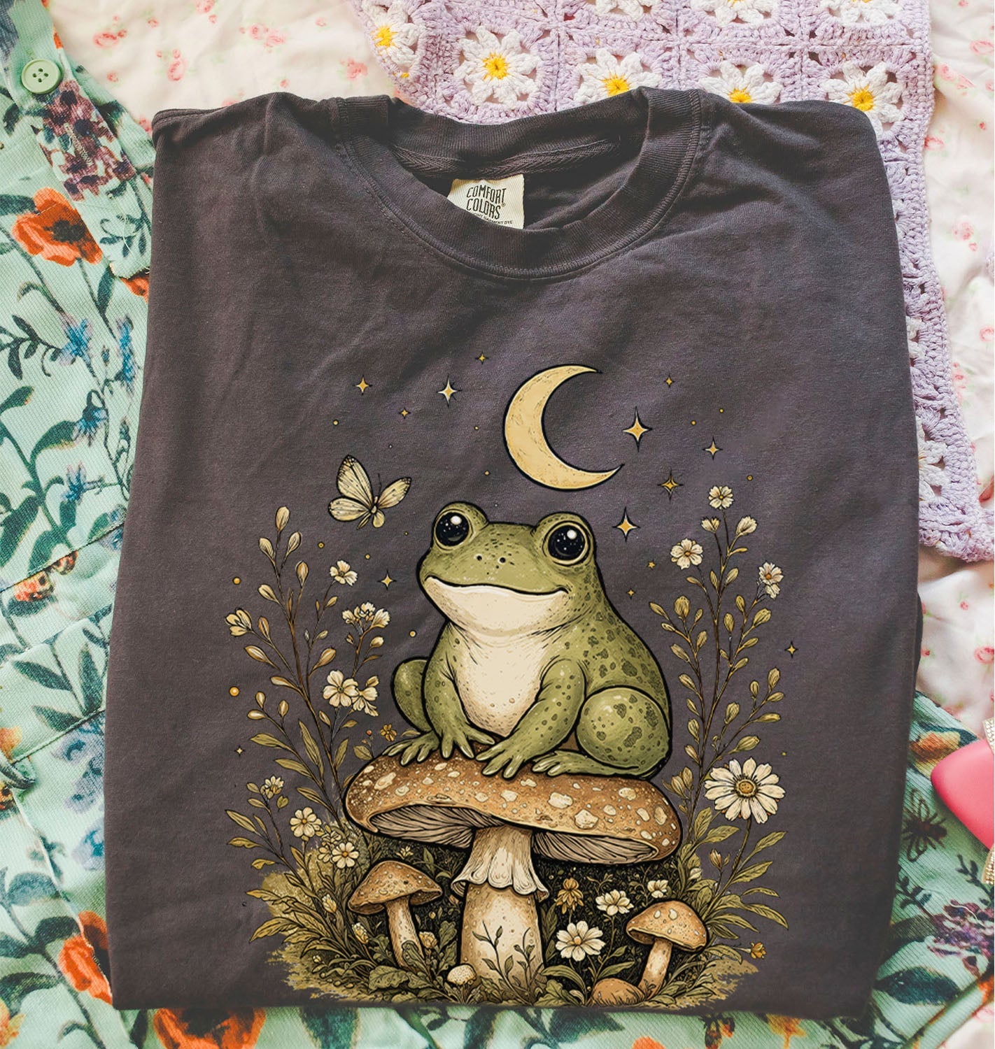 Witchy Frog Mushroom T-Shirt