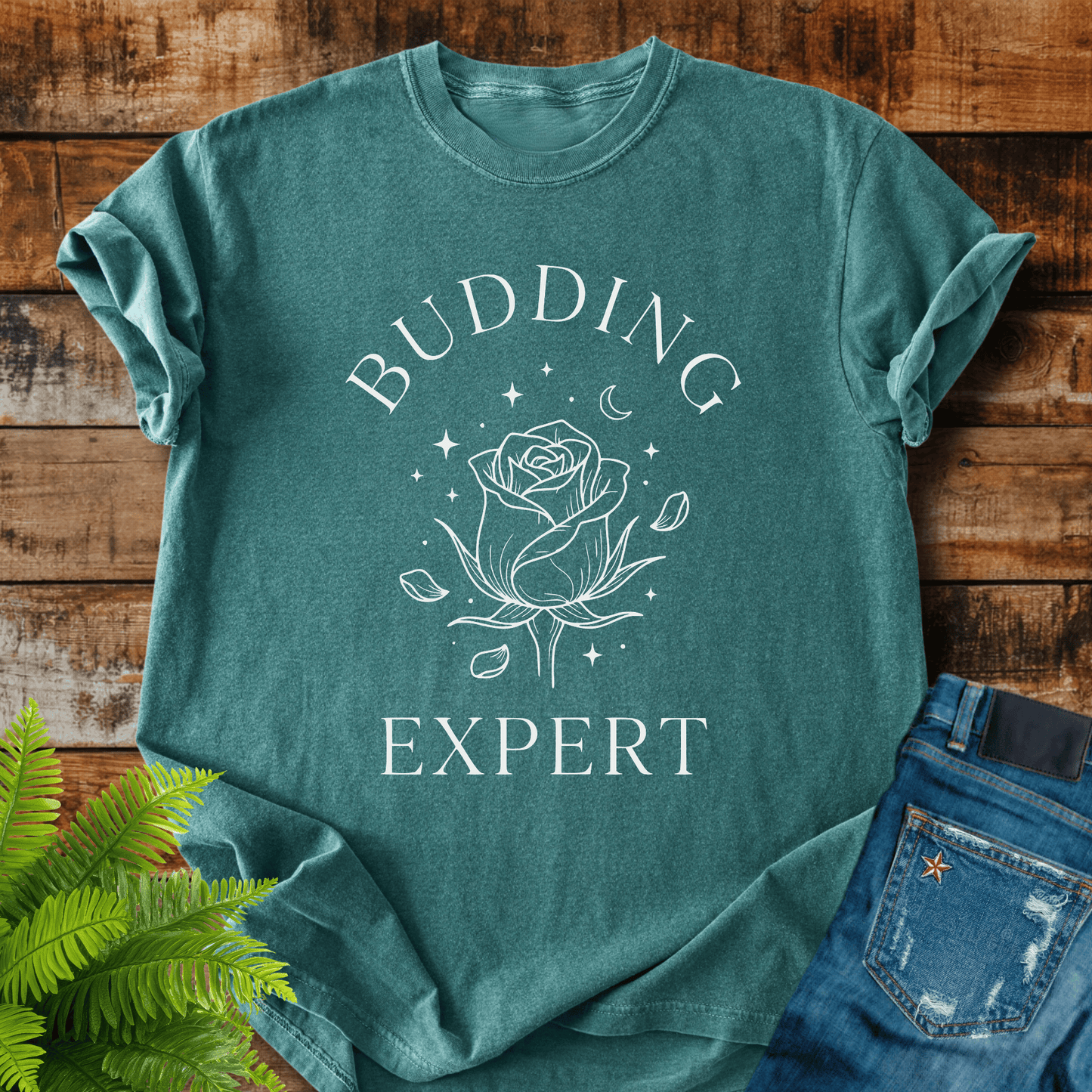 Budding Expert T-shirt