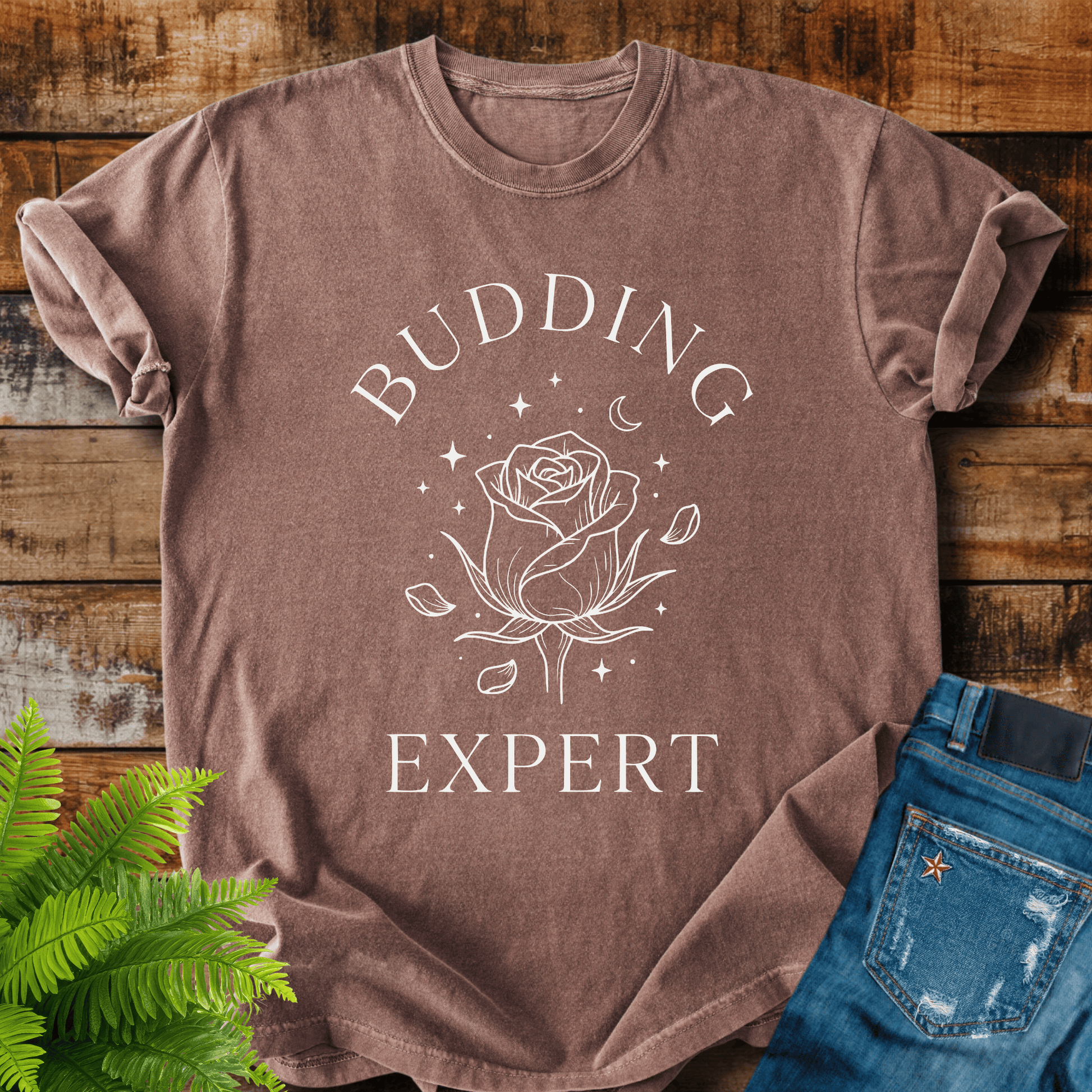 Budding Expert T-shirt