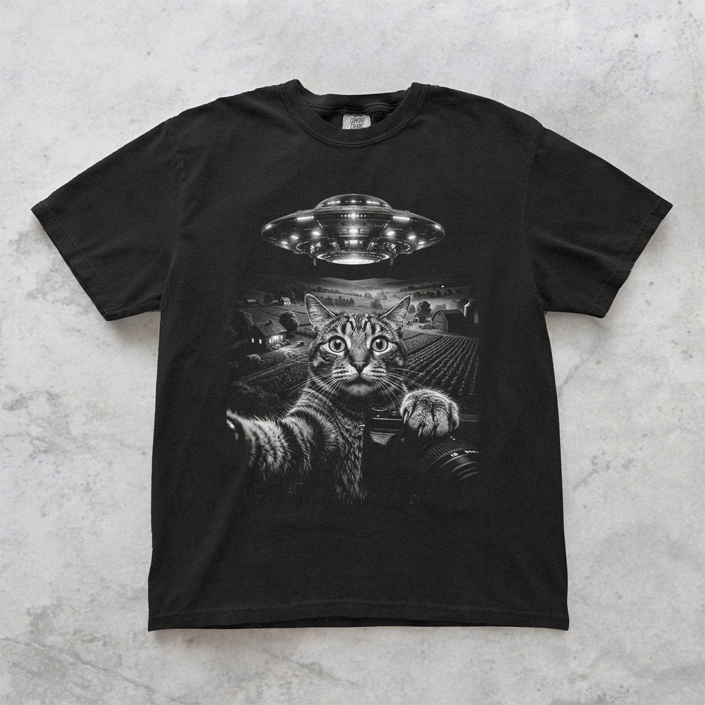 Cat UFO Graphic T-Shirt