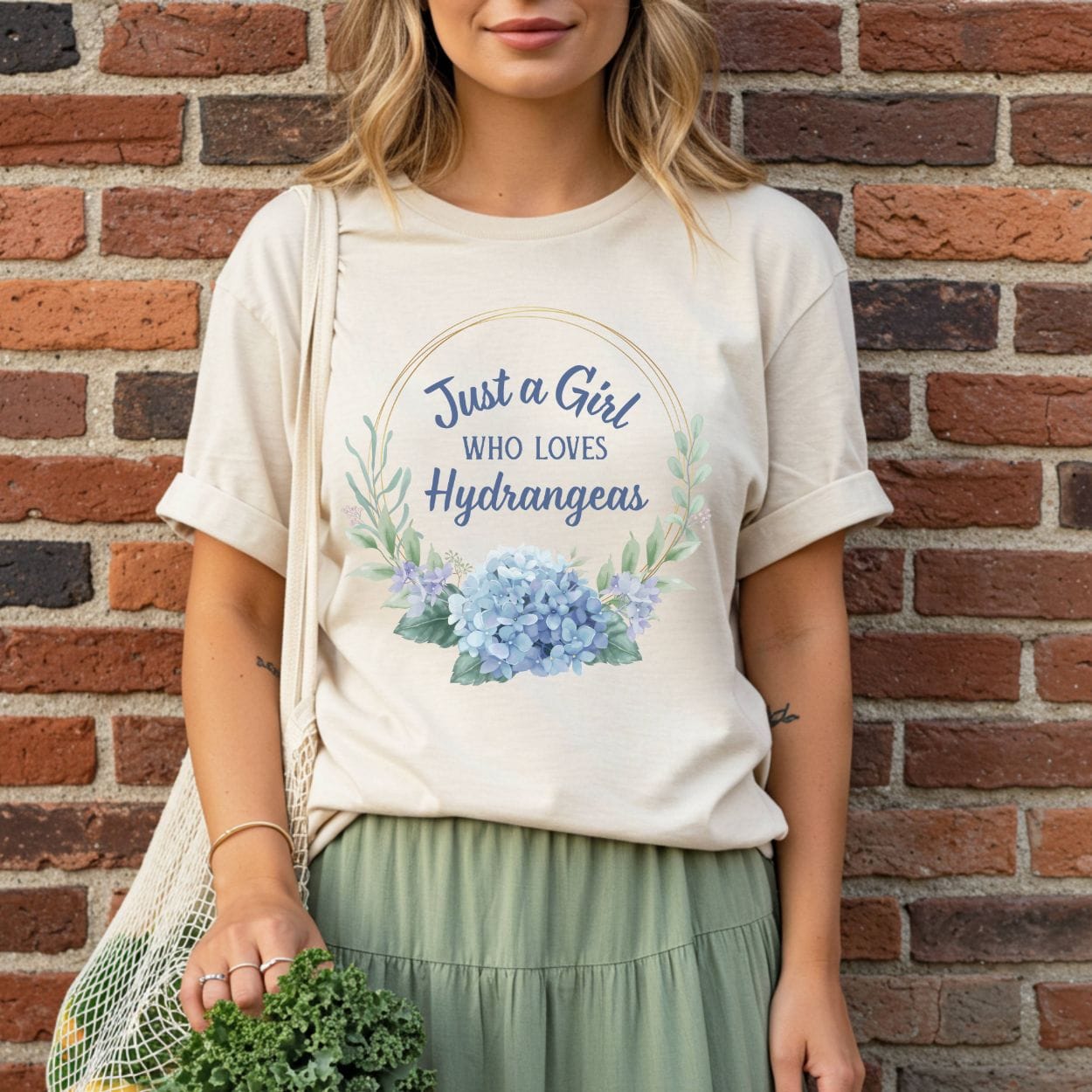 Just a Girl Who Loves Hydrangeas T-Shirt