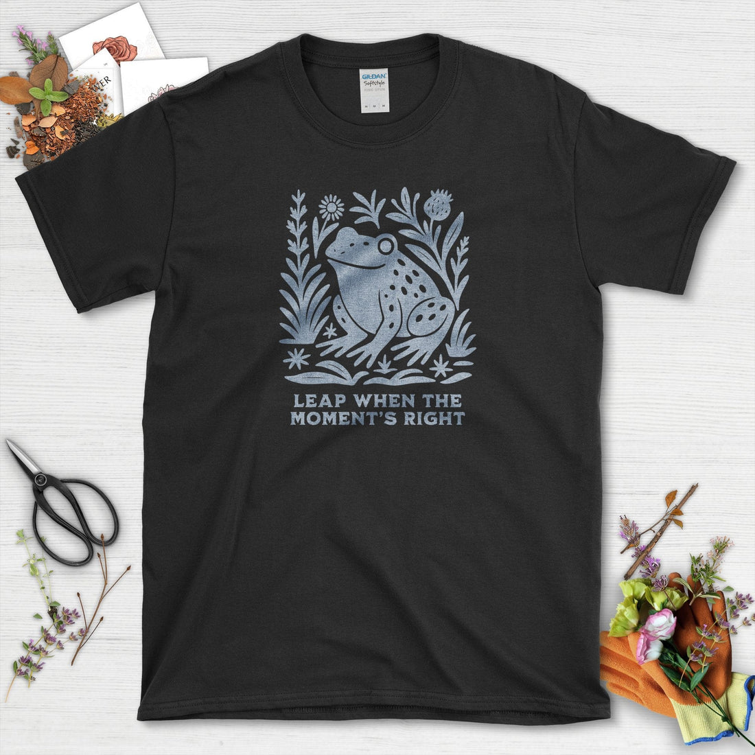 Leap When the Moment's Right T-Shirt 5hteam