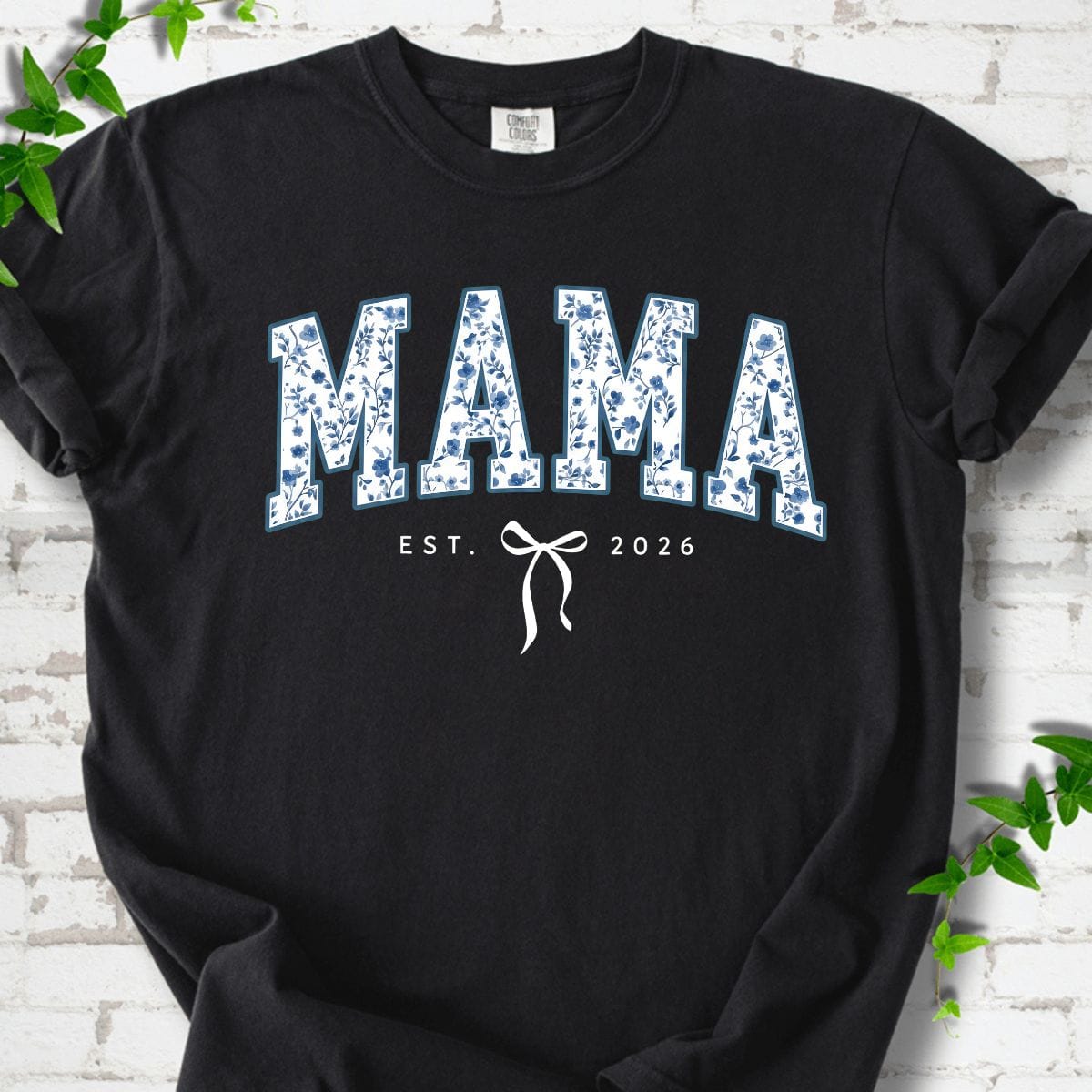 Mama Est 2026 Flowers T-Shirt
