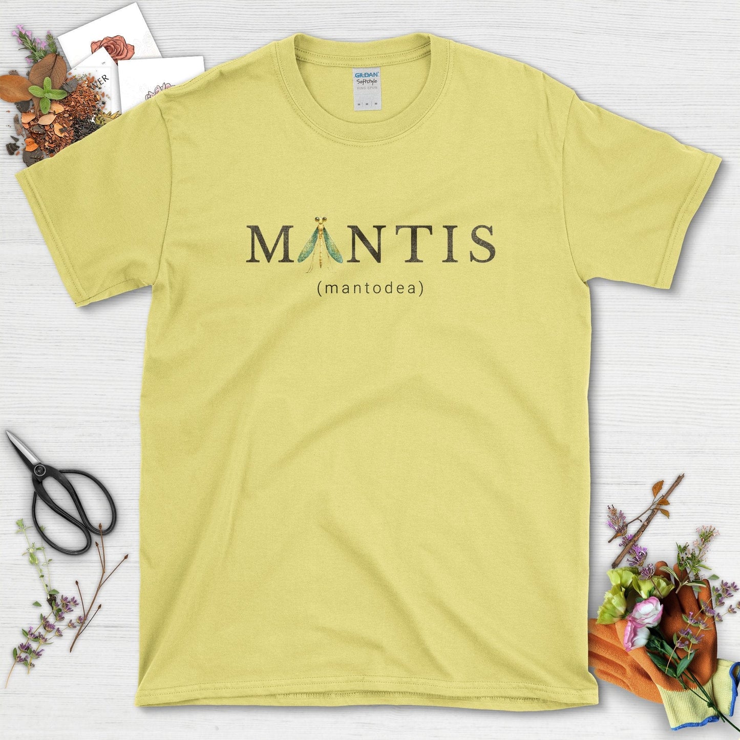 Mantis Mantodea Garden T-Shirt