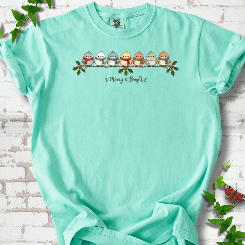 Merry & Bright Seven Scarfed Birds T-Shirt in Island Reef – PlotlyGarden