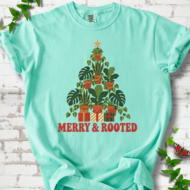 Merry & Rooted T-Shirt in Island Reef – PlotlyGarden
