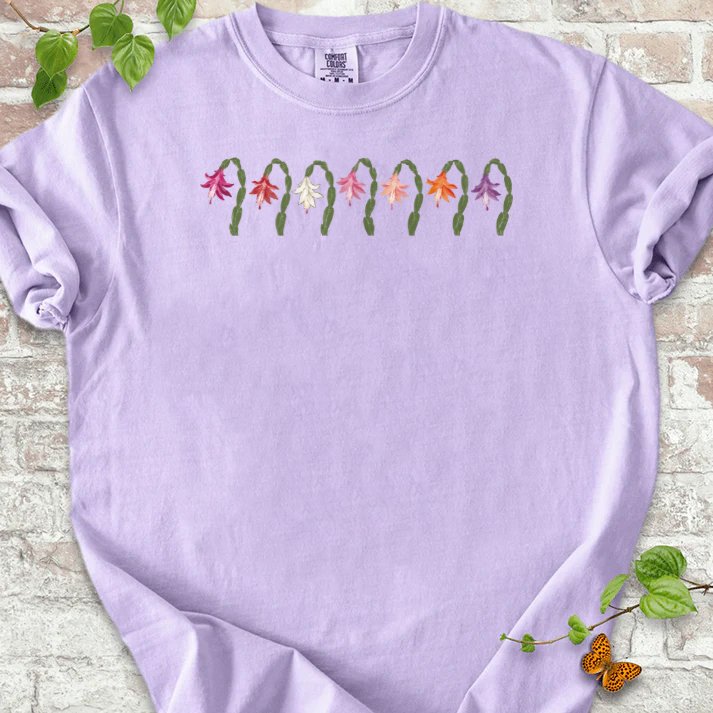 Seven Arched Christmas Cactus Blooms T-Shirt in Orchid – PlotlyGarden