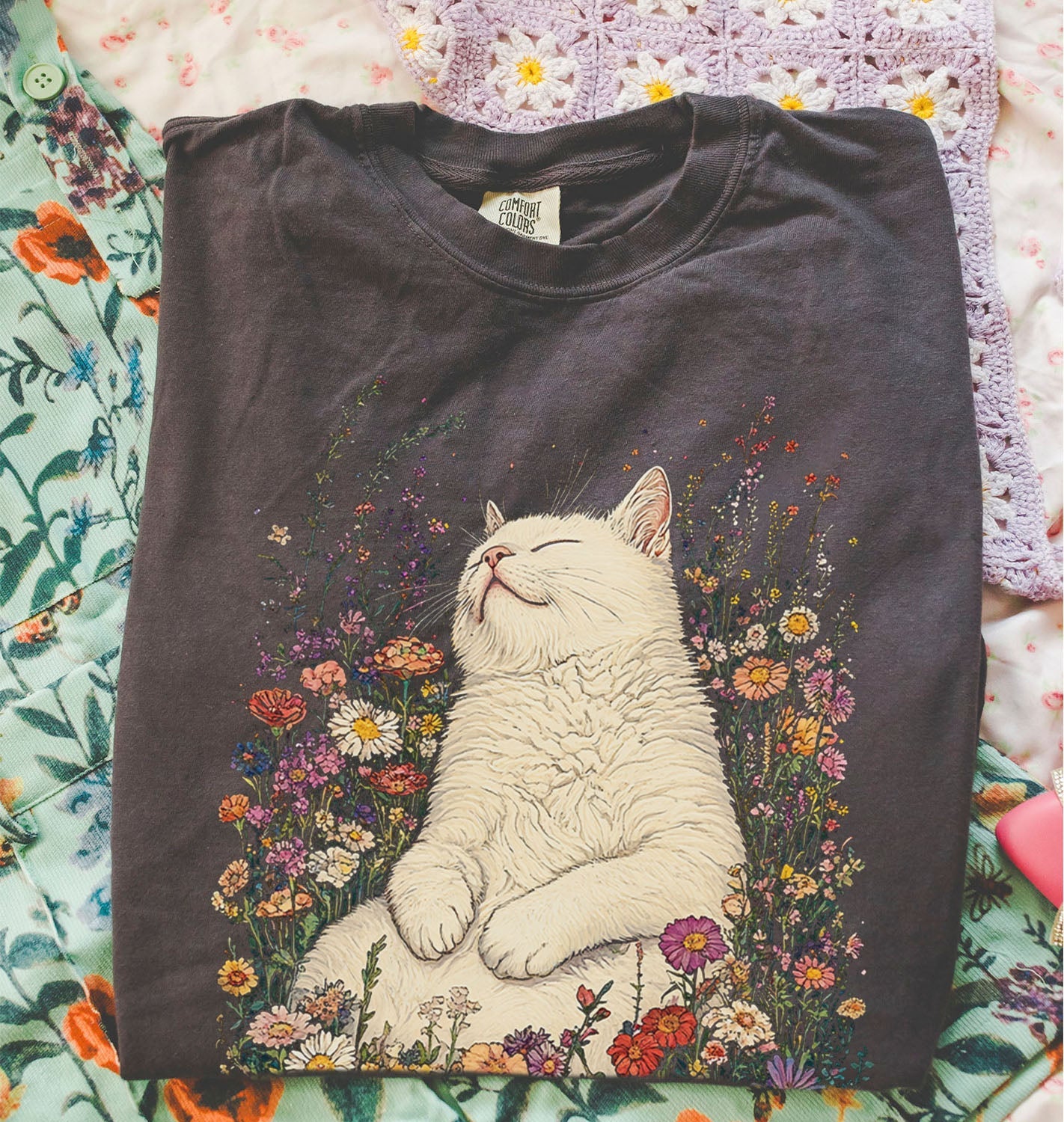 Sleeping Cat Flower T-shirt